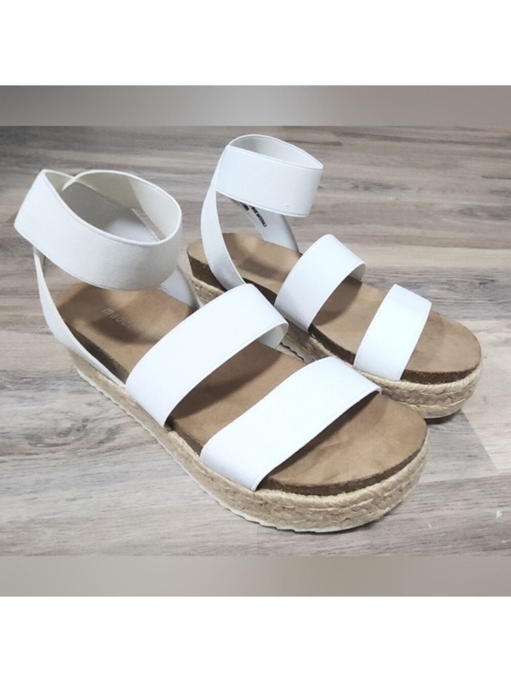 Madden Girl Women's Carly Espadrille Wedge Sandal White Size 7 - New in Box - Picture 3 of 11